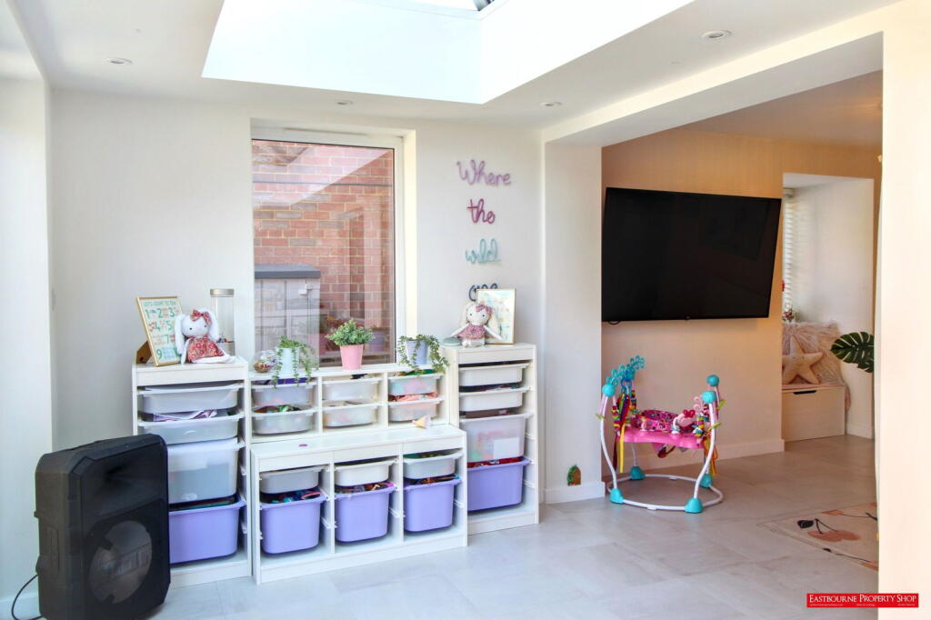 Additional image 11 of Carnforth Crescent, Eastbourne, BN23 8NJ