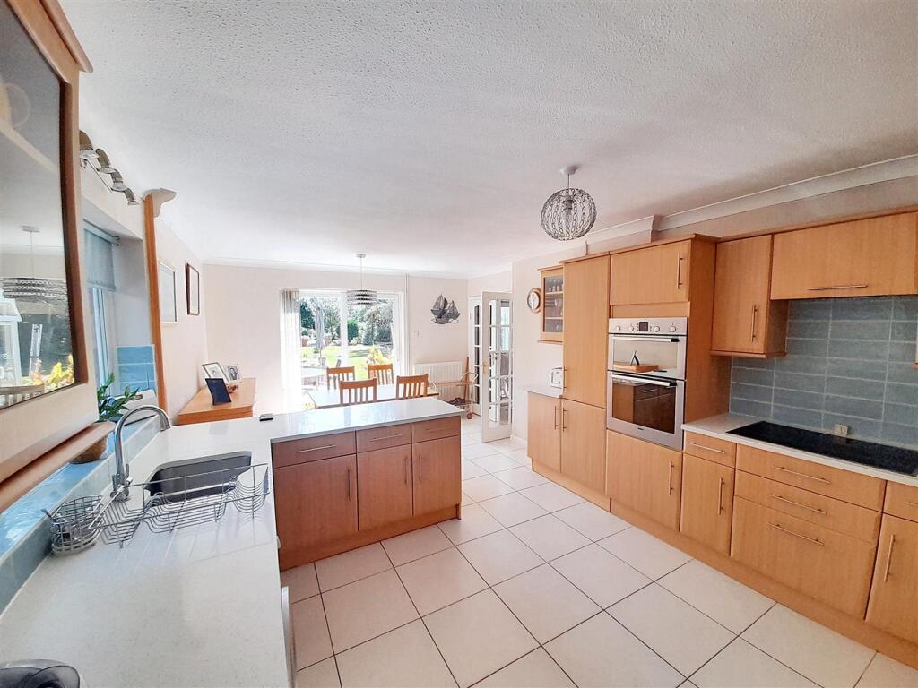 Additional image 13 of Horsemere Green Lane, Climping