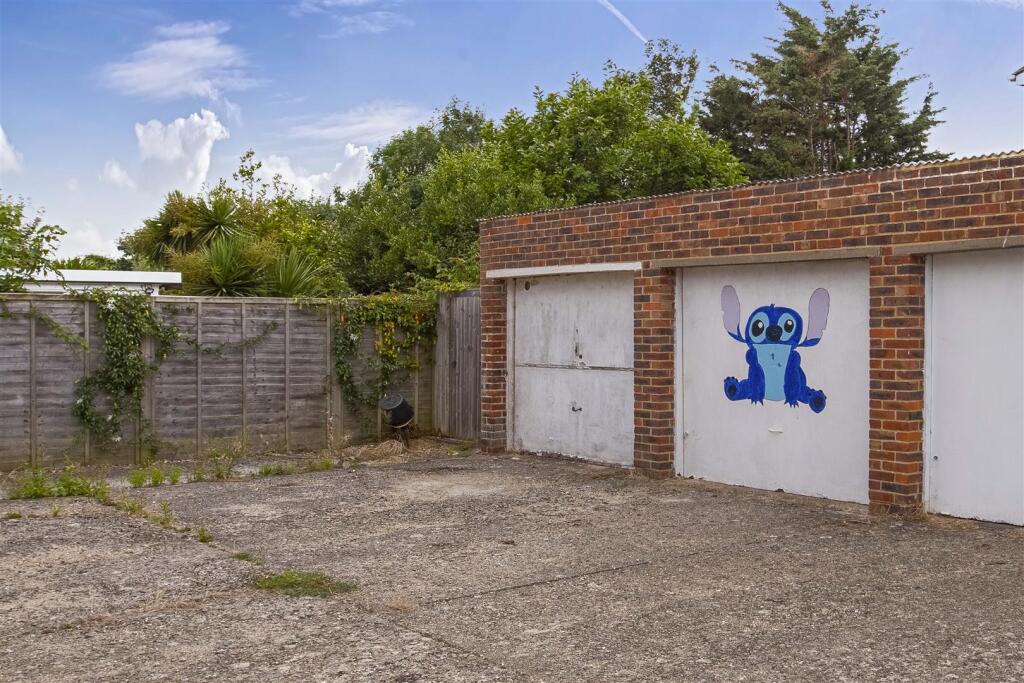 Additional image 17 of Barn Close, Worthing