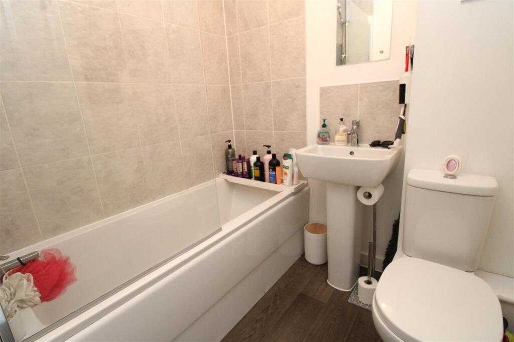 Additional image 12 of Fawcett Grove, Wick