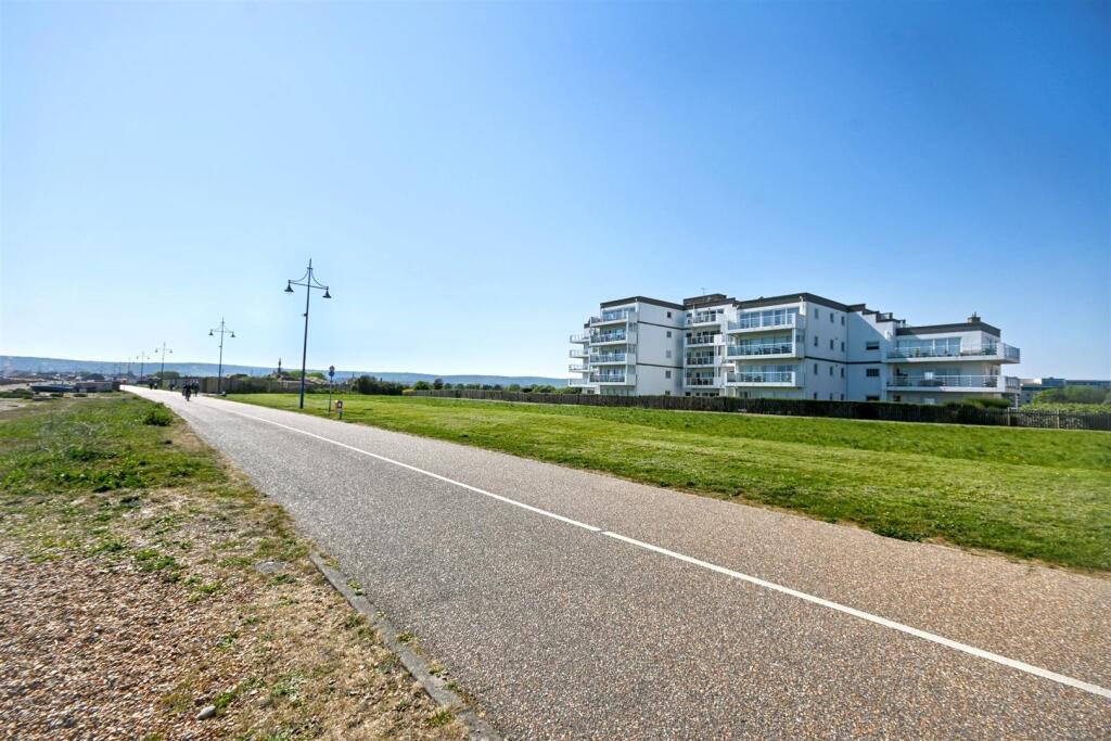 Additional image 19 of Royal Parade, Eastbourne