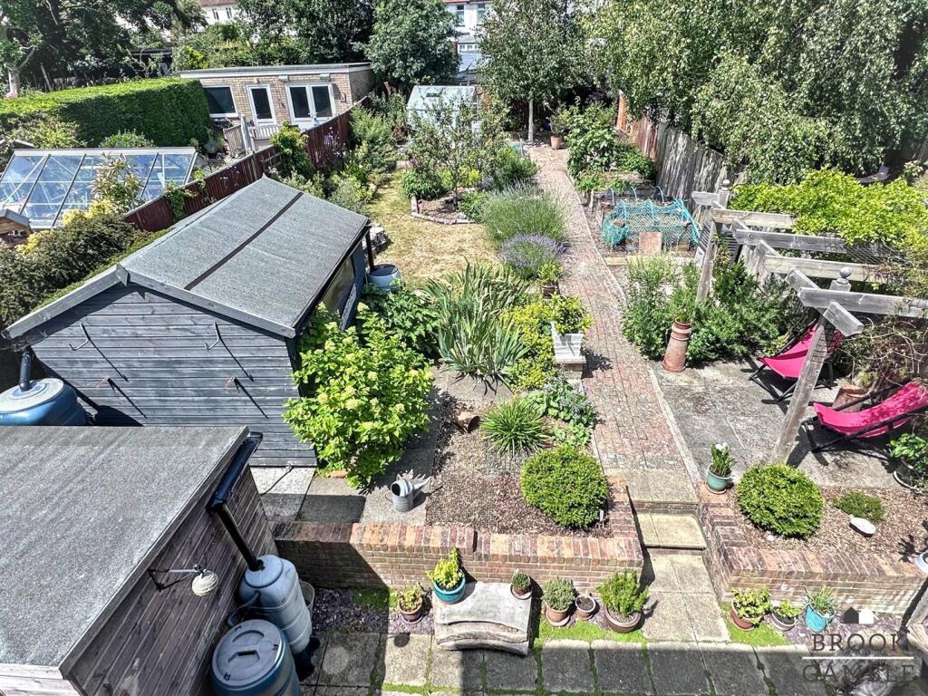 Additional image 34 of Central Avenue, Eastbourne