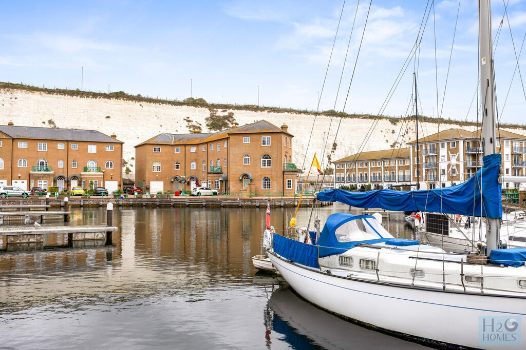 Additional image 20 of Trafalgar Gate, Brighton Marina Village