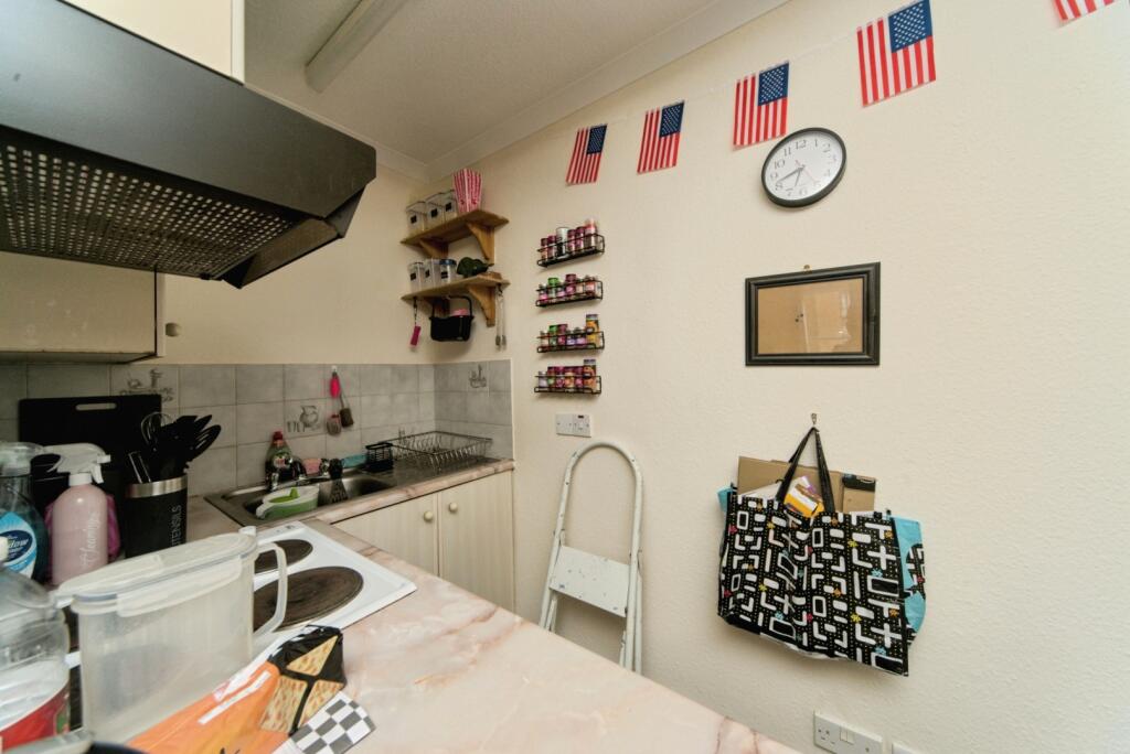 Additional image 6 of Flat 3 Beacon House, Upperton Gardens, Eastbourne, East Sussex