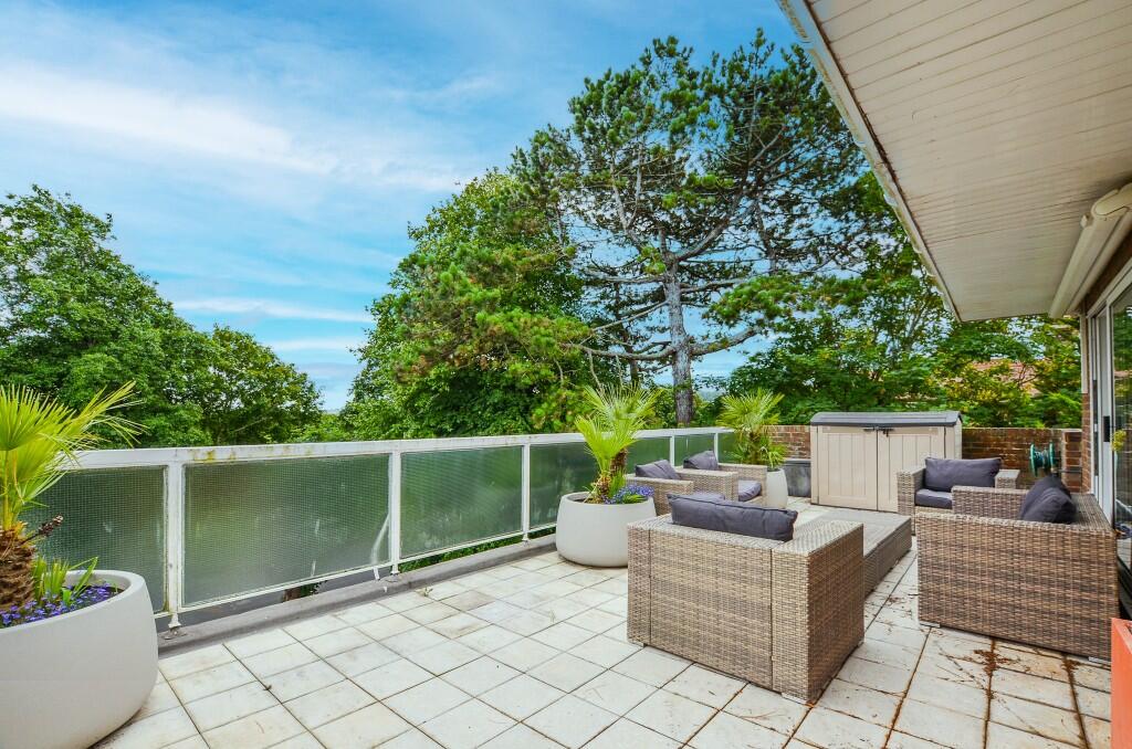 Additional image 8 of Park Avenue, Eastbourne, East Sussex, BN22