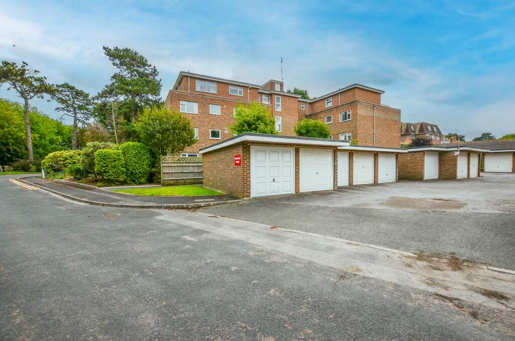 Additional image 32 of Park Avenue, Eastbourne, East Sussex, BN22