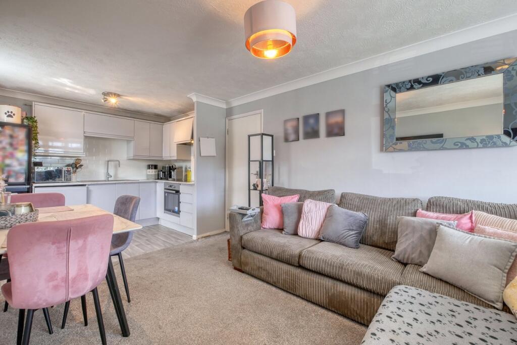 Additional image 5 of Snowdon Close, Eastbourne, BN23