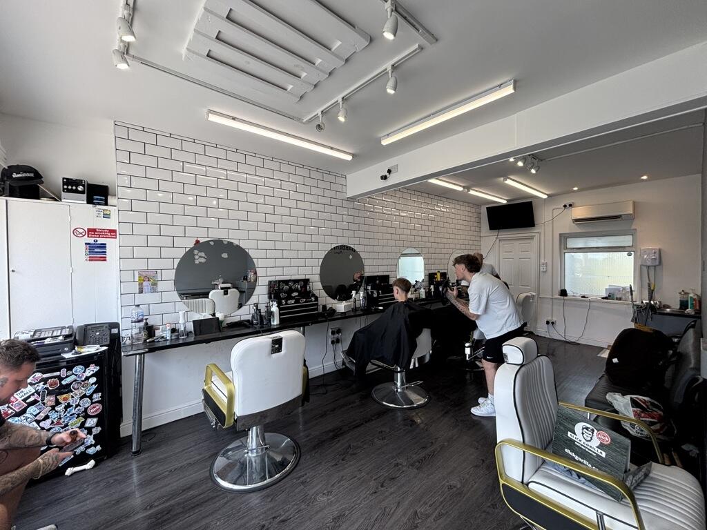 Additional image 5 of 70-72 Warren Road, Brighton BN2 6BA