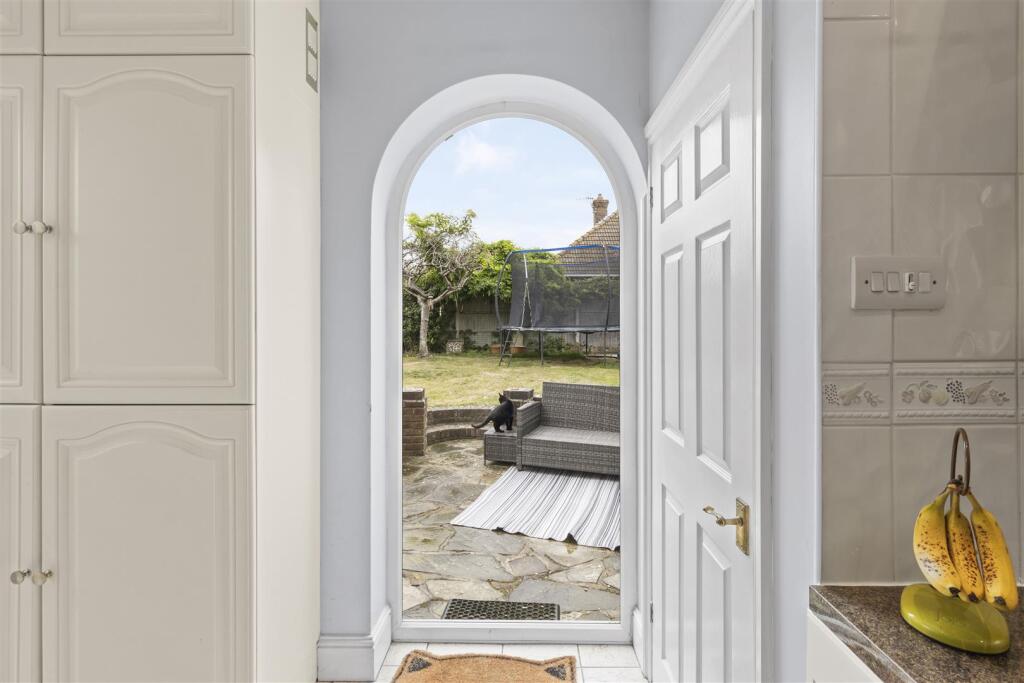 Additional image 7 of Milldown Road, Seaford