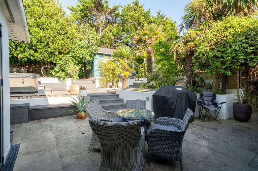 Additional image 19 of Arundel Drive East, Saltdean, Brighton, East Sussex, BN2