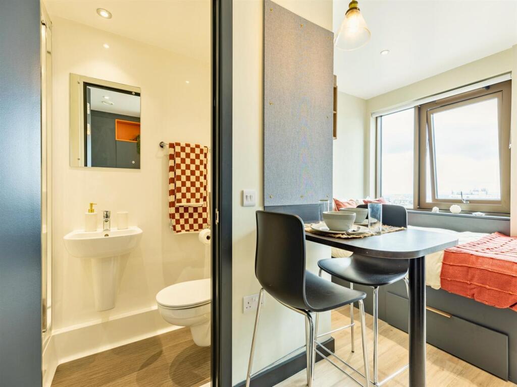 Additional image 31 of Brighton | Student | September | BN2