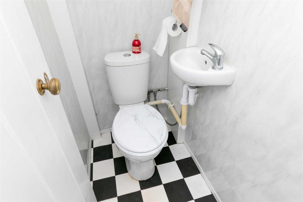 Additional image 5 of Queen Street, Worthing