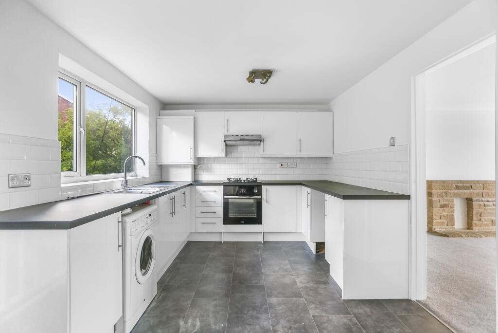 Additional image 10 of Slinfold Close, Brighton, BN2