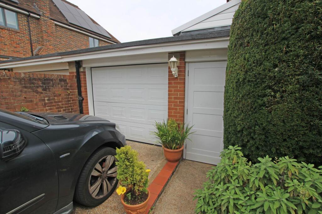 Additional image 27 of Chesterfield Road, Eastbourne, BN20 7NT