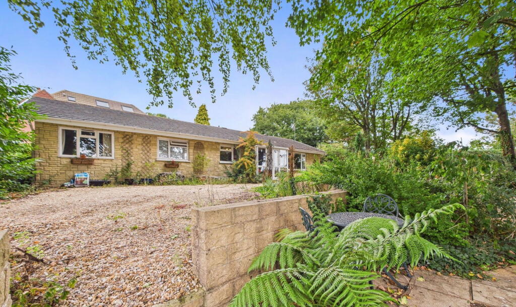 Property image for Iona, West Hill, High Salvington BN13 3BZ