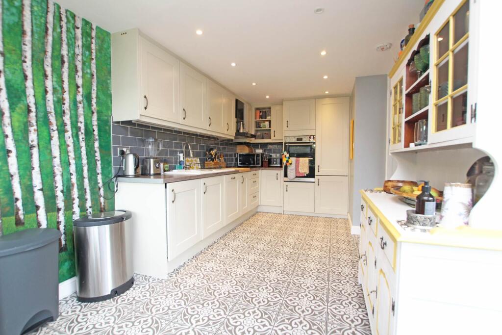 Additional image 12 of Willingdon Road, Eastbourne, BN21 1TN