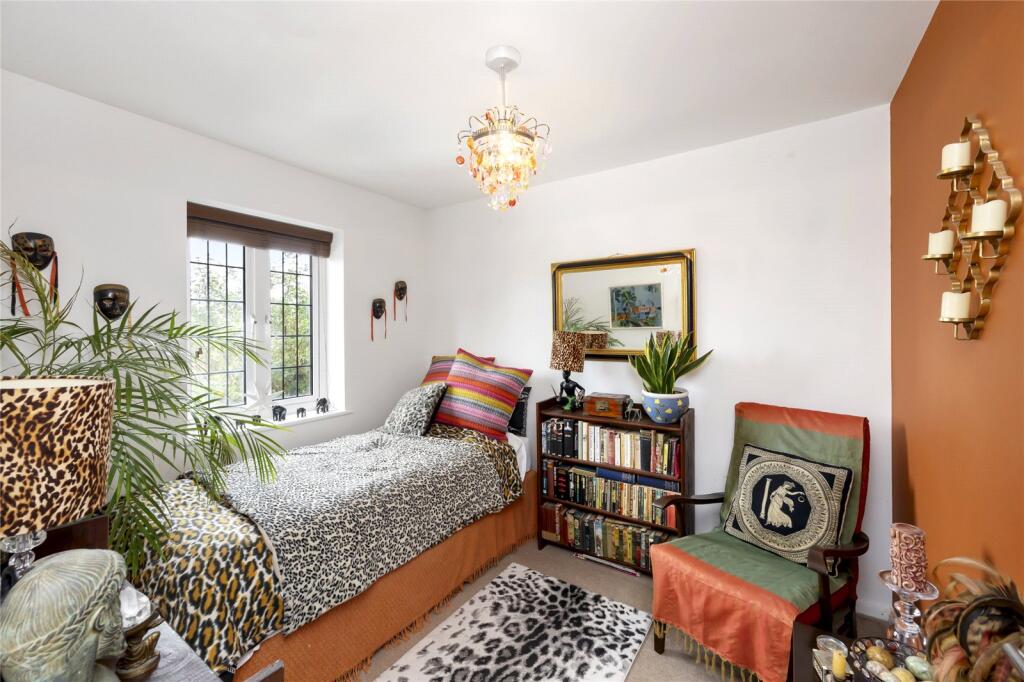 Additional image 11 of Wraysbury Gardens, Lancing, West Sussex, BN15