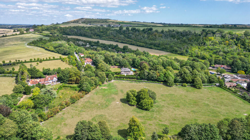 Additional image 5 of Amberley - Edwardian house with stunning views