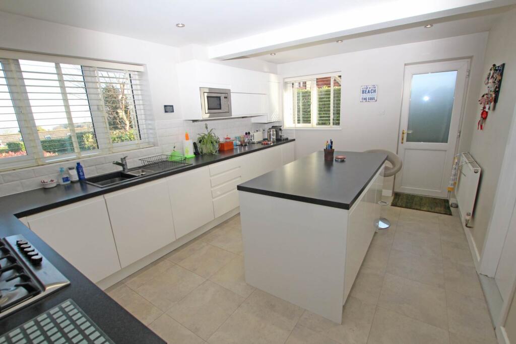 Additional image 3 of Lincoln Close, Eastbourne, BN20 7TZ