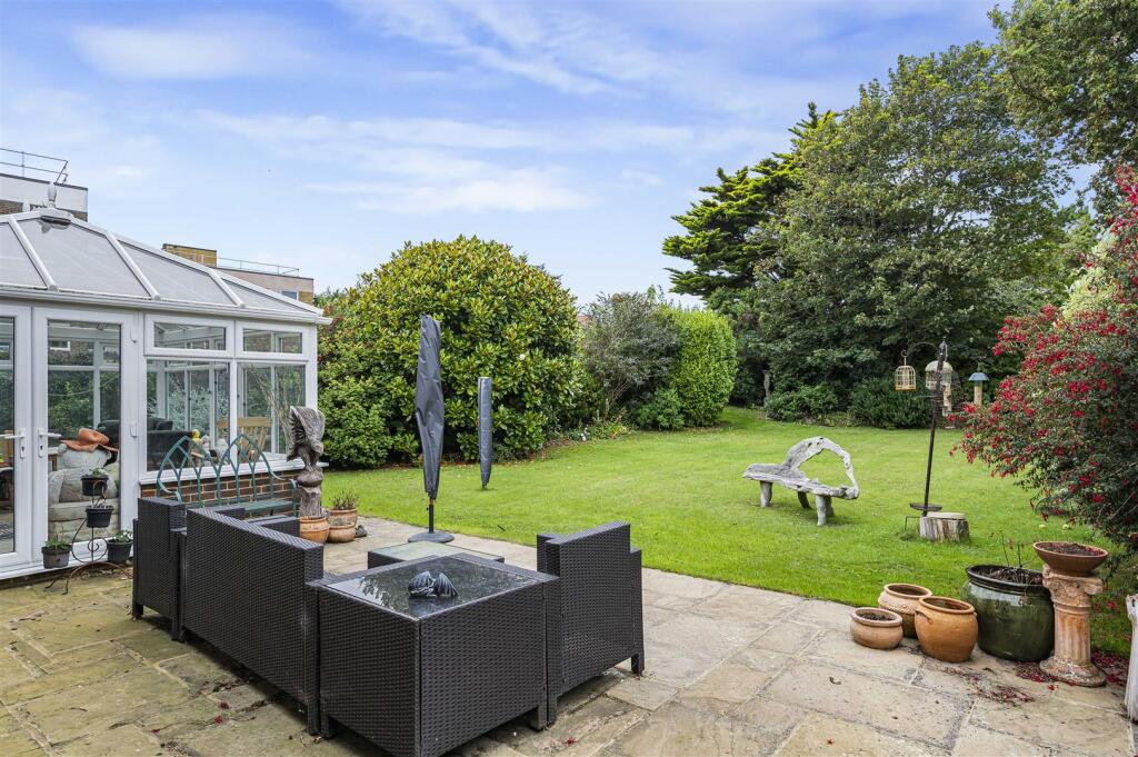 Additional image 27 of Green Walk, Seaford