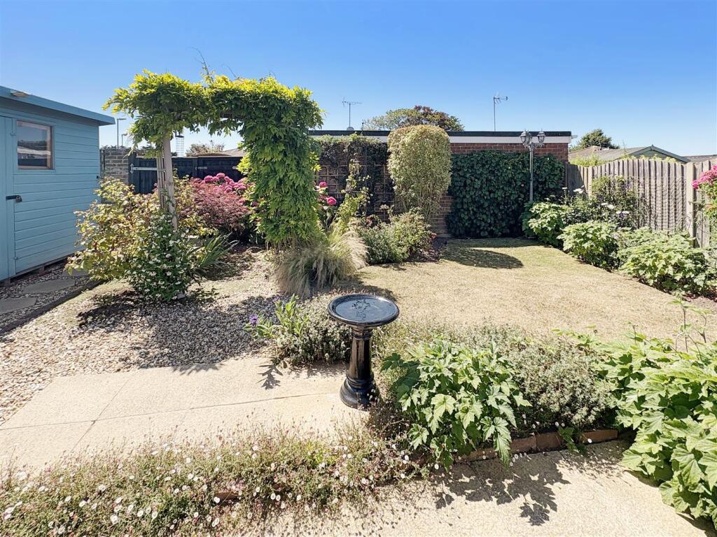 Additional image 11 of Fishers Close, Littlehampton