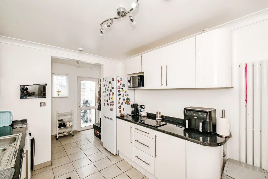 Additional image 5 of Queen Street, Worthing