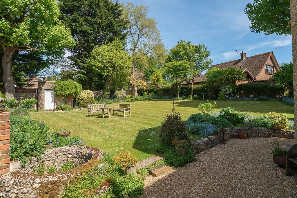 Additional image 29 of 23 High Street, Findon, BN14