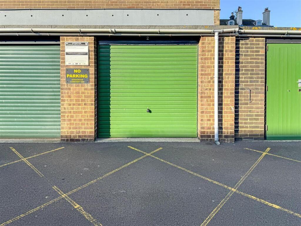 Additional image 9 of 49 Kingmere South Terrace, Littlehampton, West Sussex, BN17 5LD