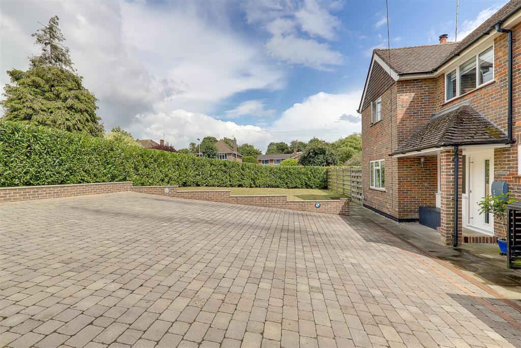 Additional image 25 of Fifth Avenue, Charmandean, Worthing