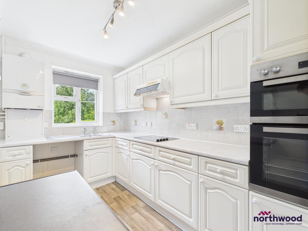 Additional image 4 of Fairlane Road, Willingdon, Eastbourne, BN21