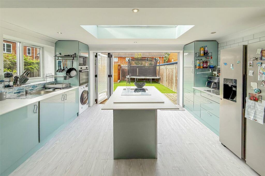 Additional image 15 of Larkspur Close, Littlehampton, West Sussex