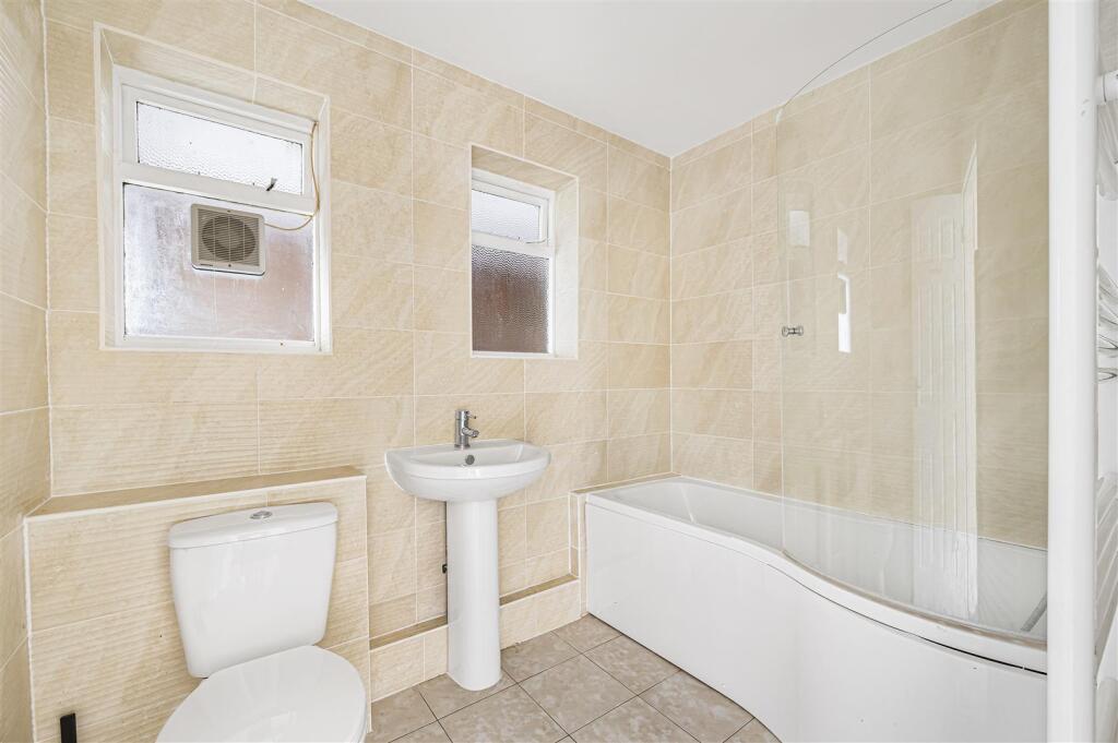 Additional image 6 of Stirling Avenue, Seaford