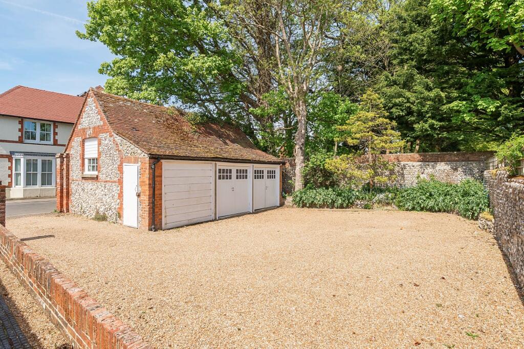 Additional image 31 of 23 High Street, Findon, BN14