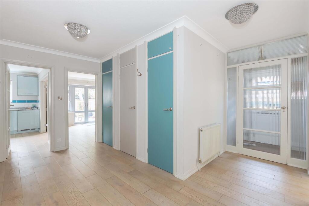 Additional image 9 of Aldsworth Avenue, Goring-By-Sea, Worthing