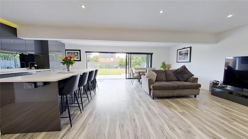 Additional image 22 of Adur Avenue, Worthing, West Sussex, BN13