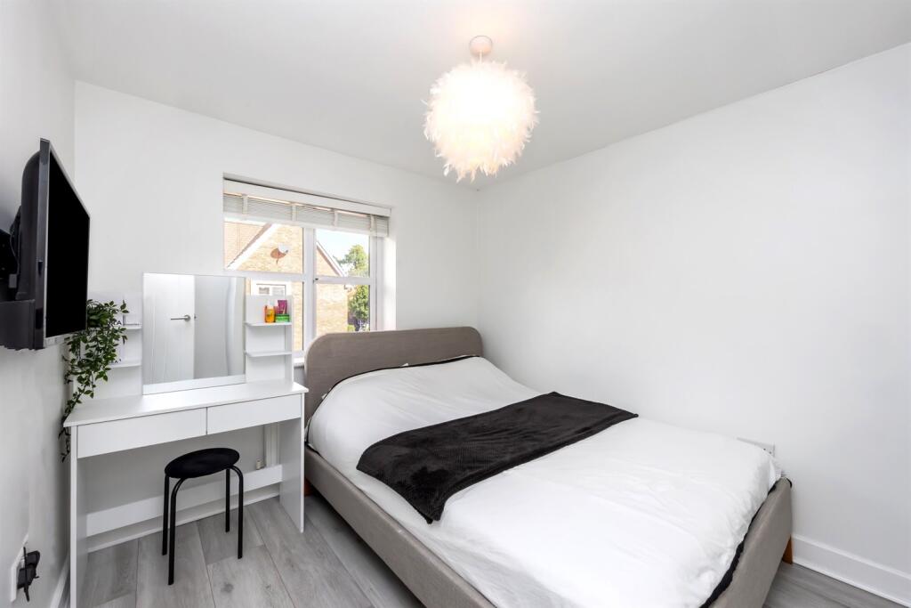 Additional image 14 of Nightingale Avenue, Worthing, BN12