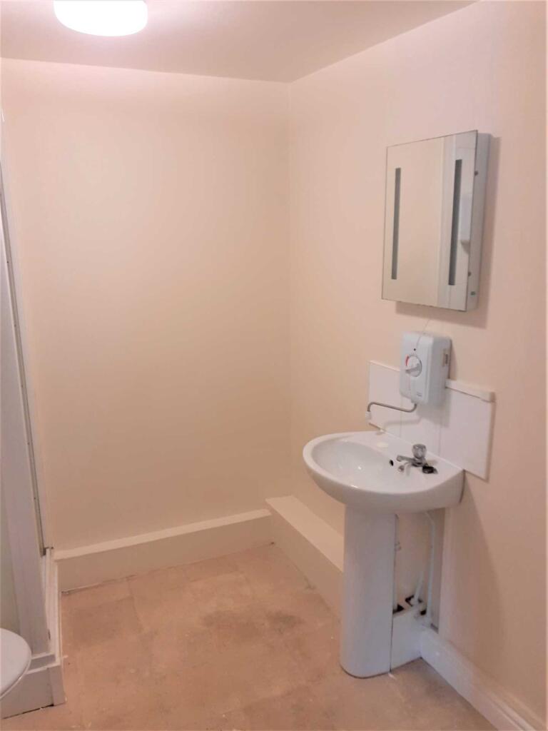 Additional image 5 of Compass Court