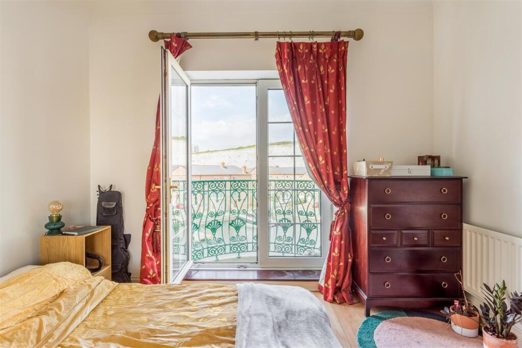 Additional image 11 of The Strand, Brighton Marina Village