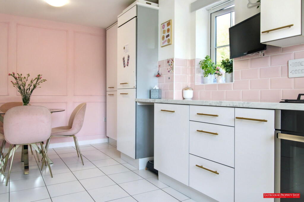 Additional image 4 of Carnforth Crescent, Eastbourne, BN23 8NJ