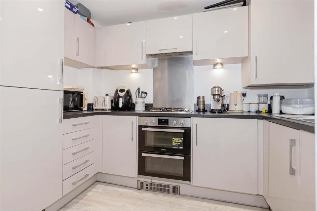 Additional image 15 of Iris Close, Worthing