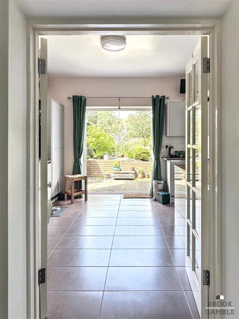 Additional image 13 of Central Avenue, Eastbourne