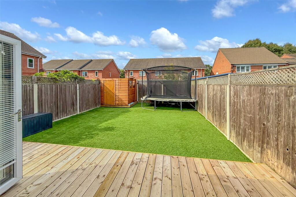 Additional image 7 of Larkspur Close, Littlehampton, West Sussex