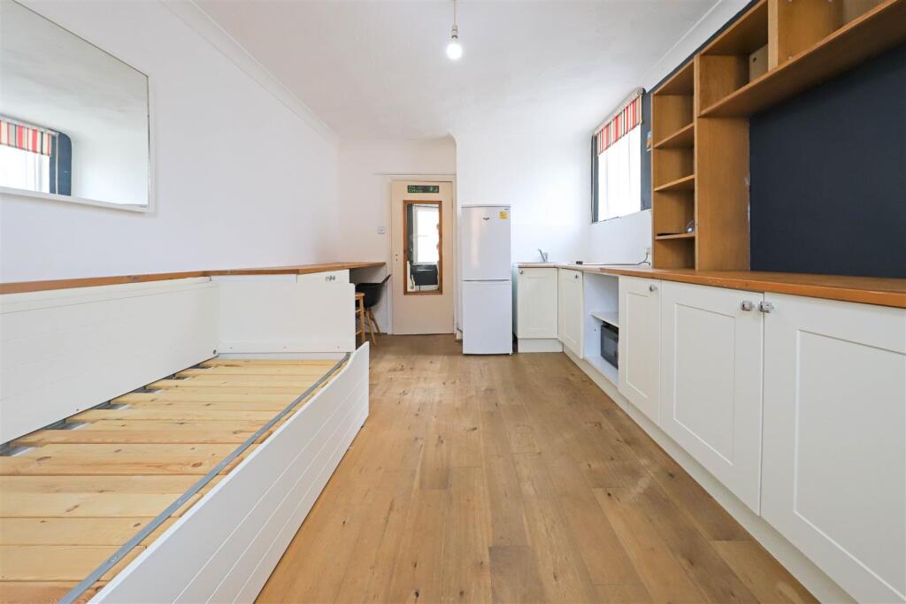 Additional image 4 of South Avenue, Brighton