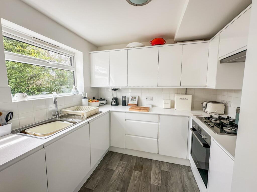 Additional image 9 of Swinburne Avenue, Eastbourne