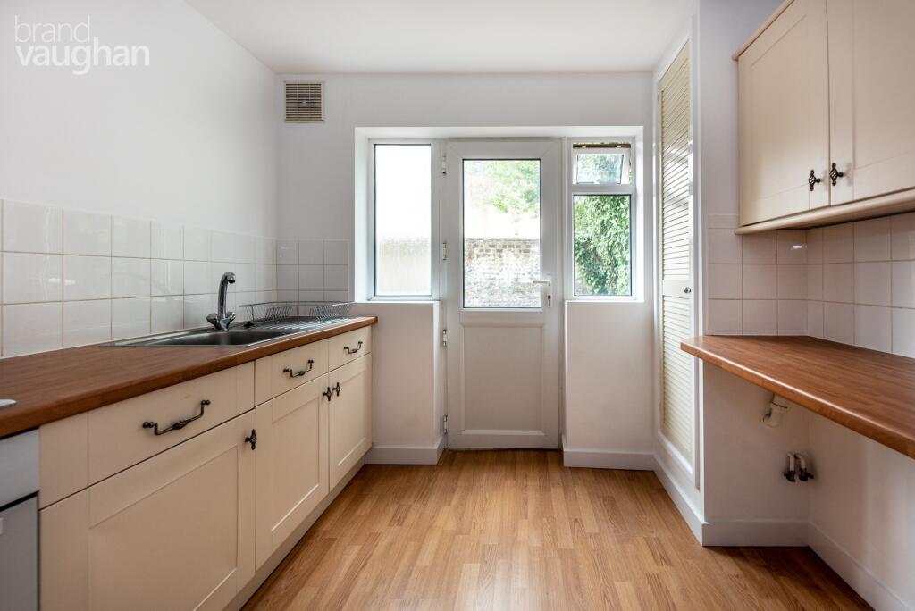 Additional image 2 of Devonian Court, Park Crescent Place, Brighton, East Sussex, BN2