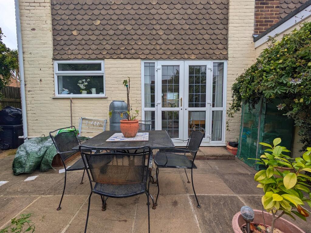 Additional image 12 of Swinburne Avenue, Eastbourne