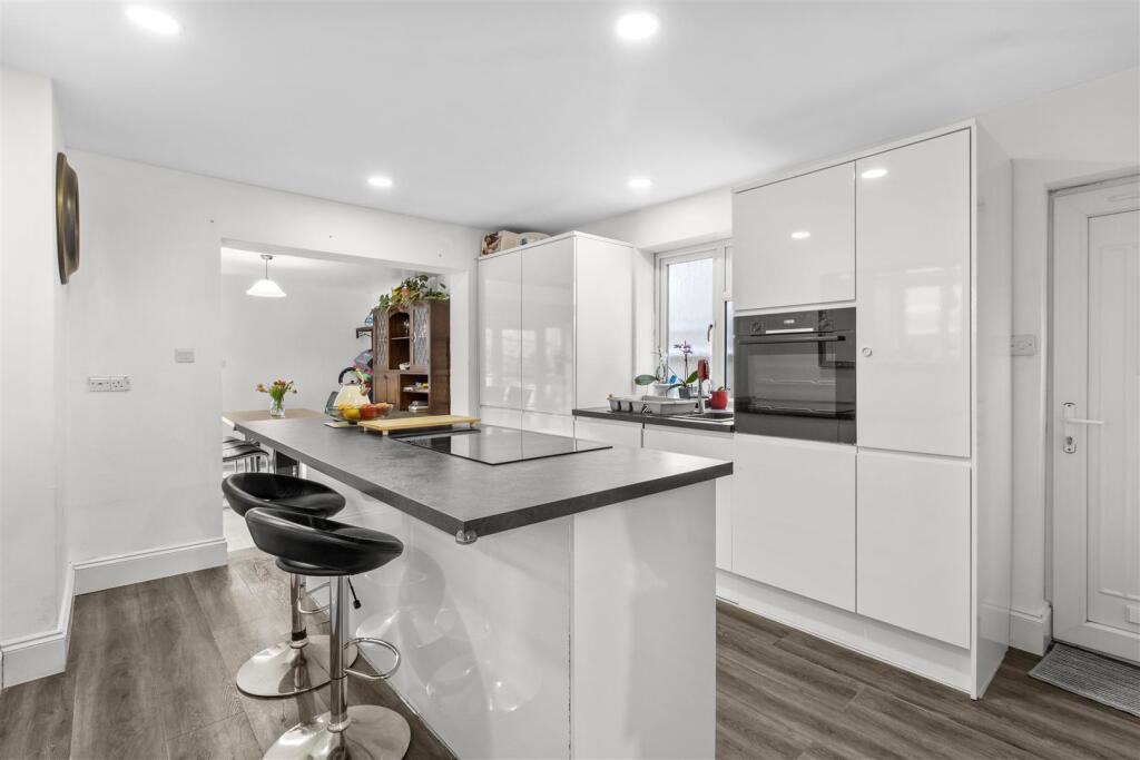 Additional image 23 of Vale Road, Seaford