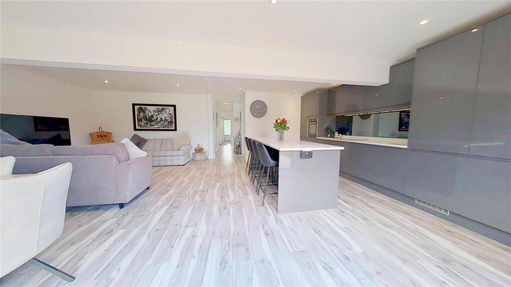 Additional image 6 of Adur Avenue, Worthing, West Sussex, BN13