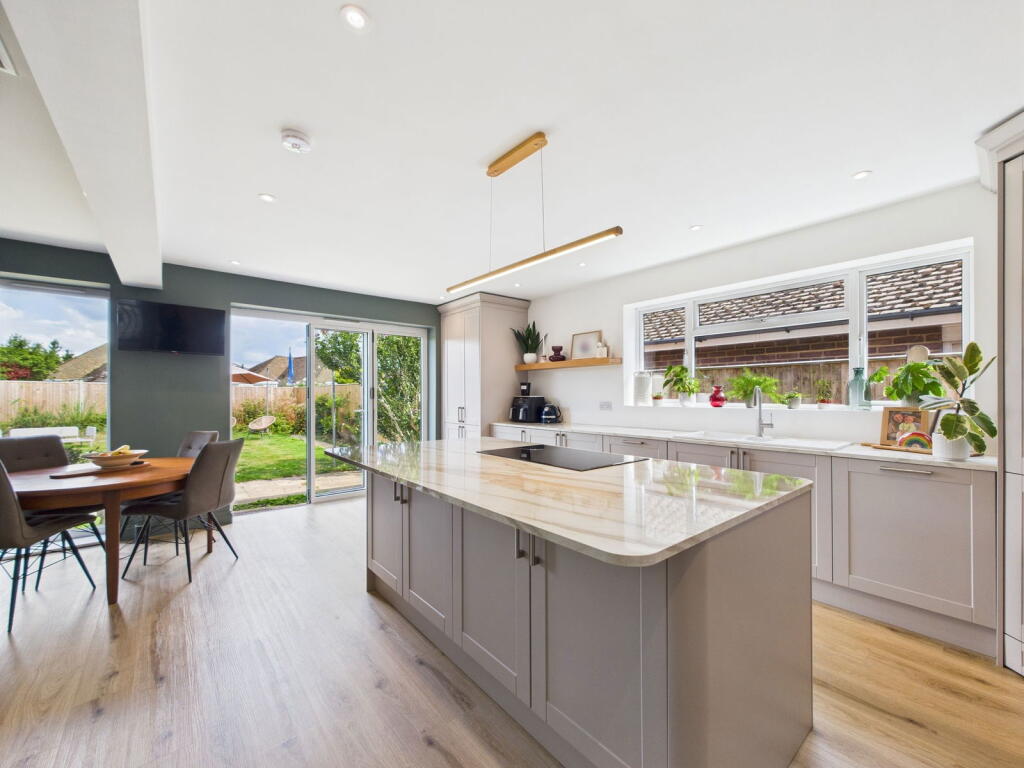 Additional image 10 of Exmoor Crescent, Worthing, BN13 2PL