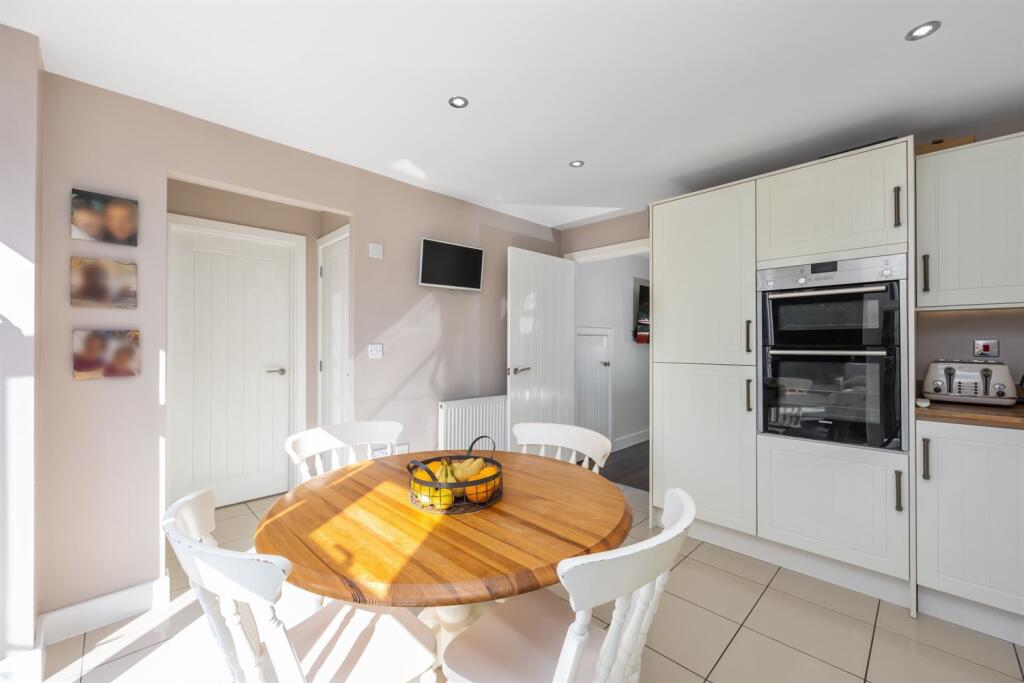 Additional image 4 of Nightingale Avenue, Worthing, BN12